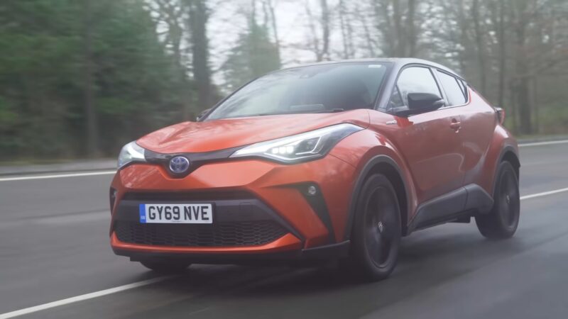 Toyota C-HR v